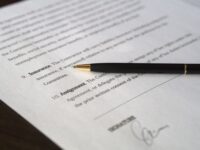 Odstąpienie od umowy – kiedy można z niego skorzystać?